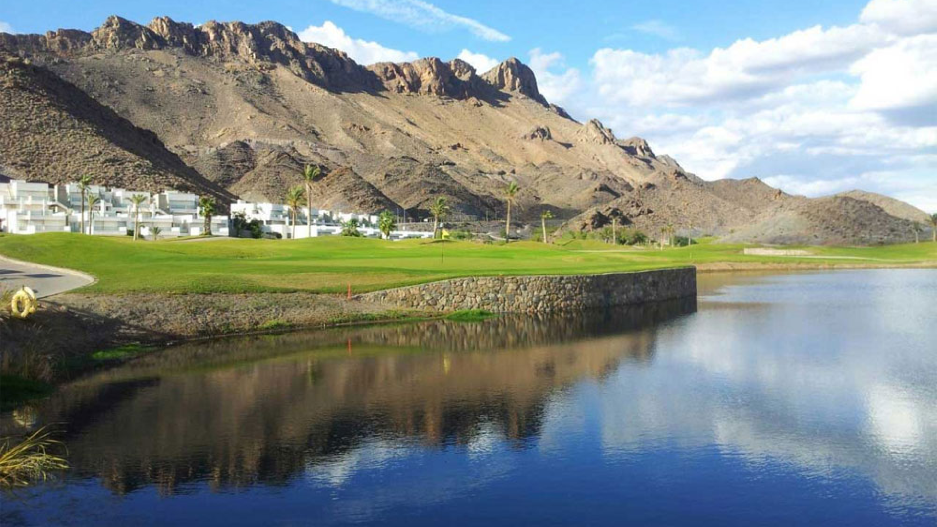Aguilón Golf